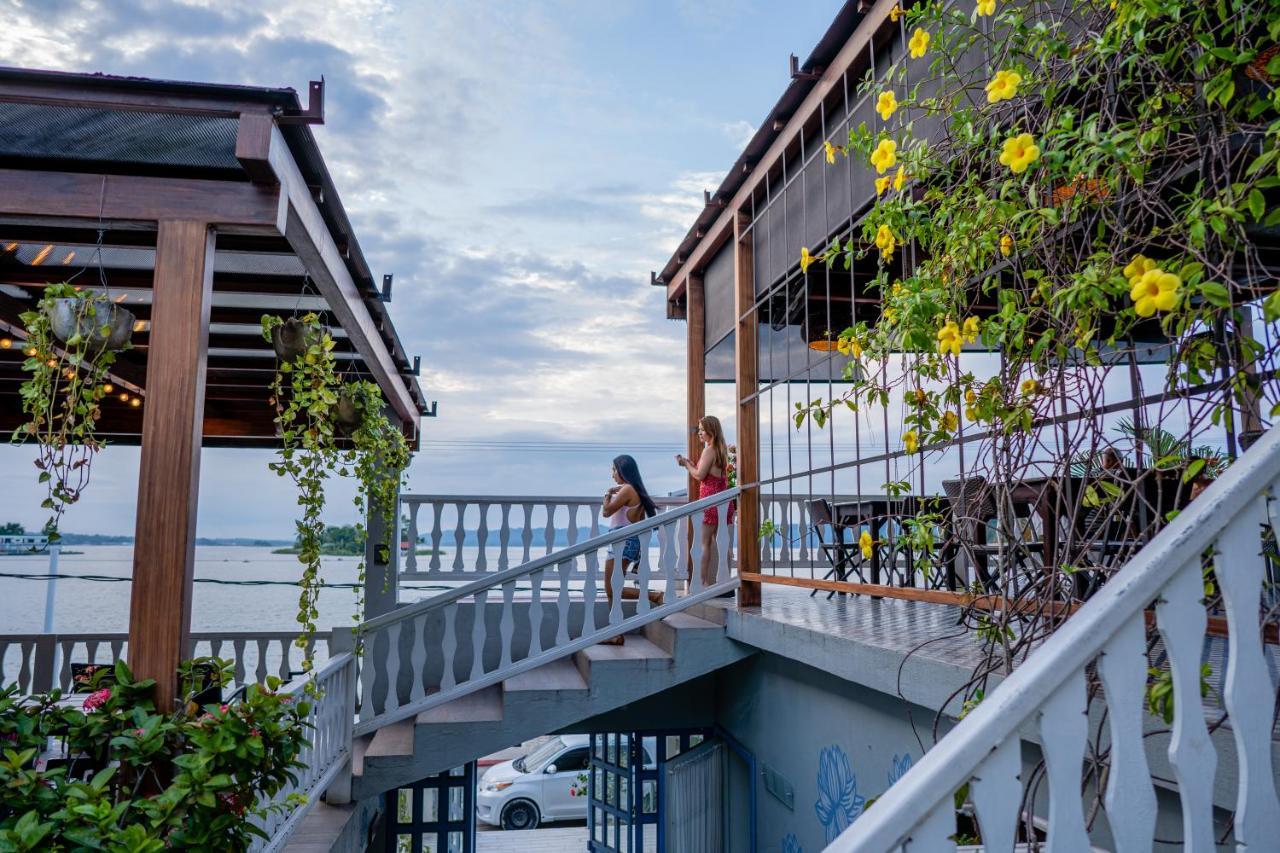 Hotel Casona De La Isla Flores Exterior photo