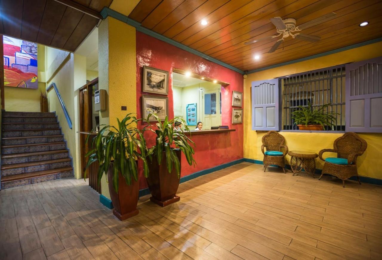 Hotel Casona De La Isla Flores Exterior photo