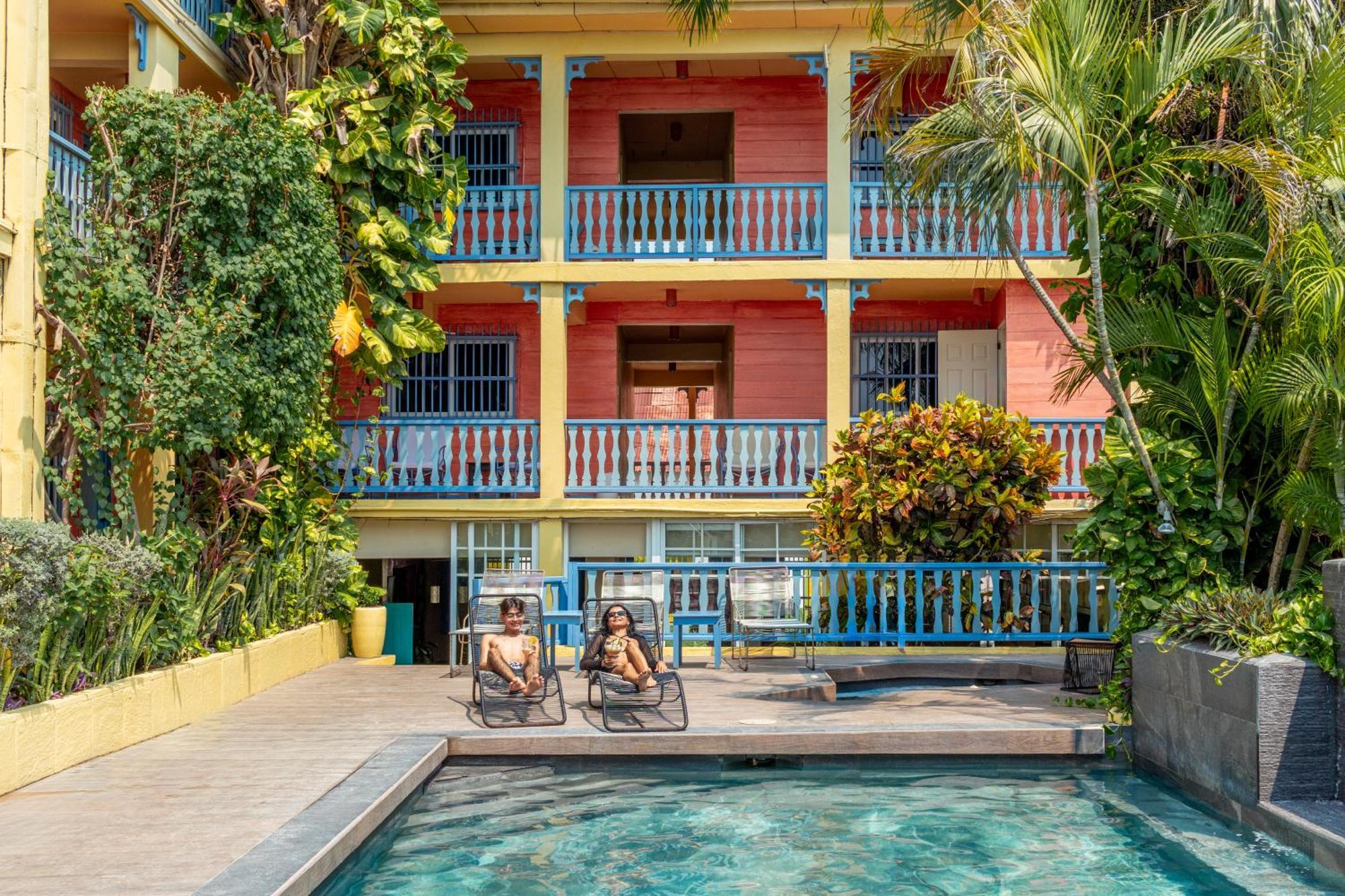 Hotel Casona De La Isla Flores Exterior photo